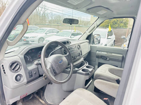 2013 Ford E-Series E-250