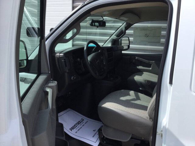 2026 GMC Savana 2500