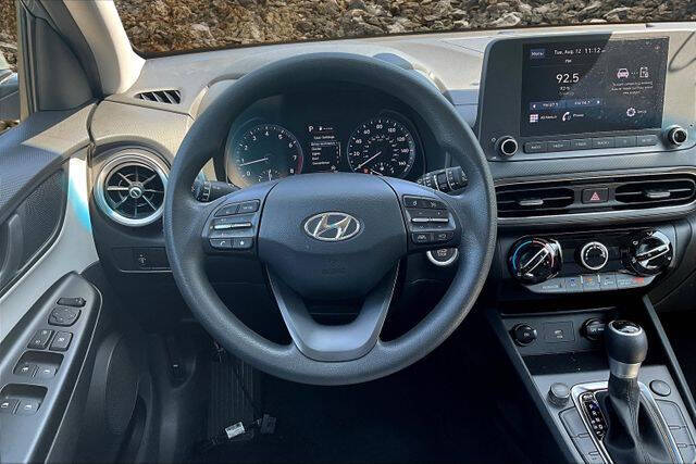 2022 Hyundai Kona SEL