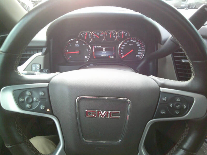 2015 GMC Yukon XL SLT