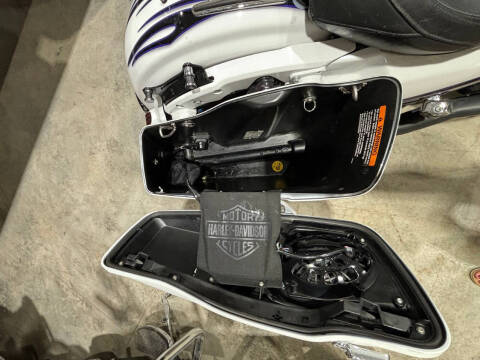 2016 Harley-Davidson Street Glide  Screaming Eagle