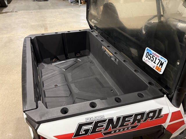 2017 Polaris GENERAL 10