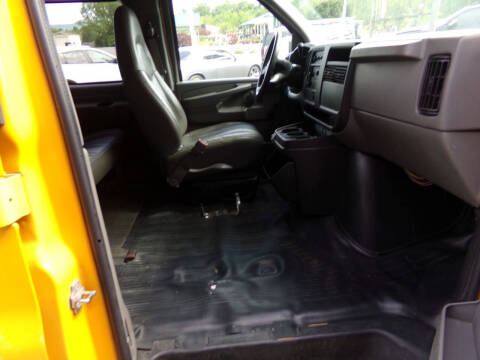 2005 Chevrolet Express 3500 LS