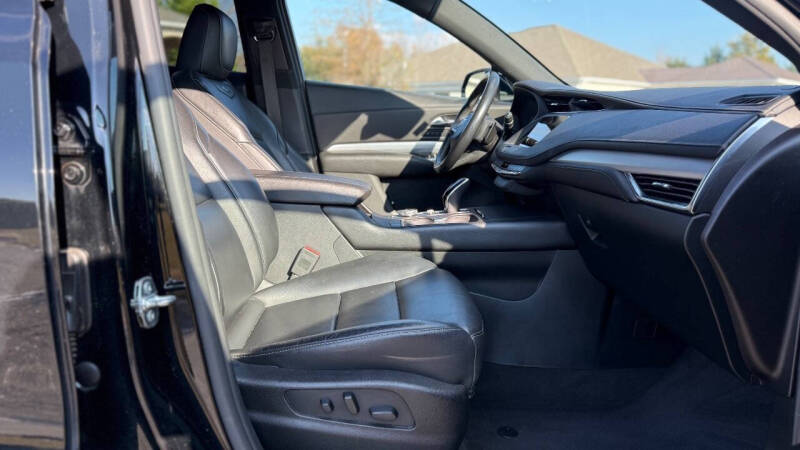 2021 Cadillac XT4 Premium Luxury