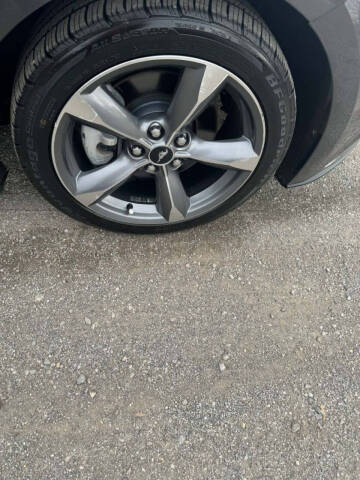 2016 Ford Mustang V6