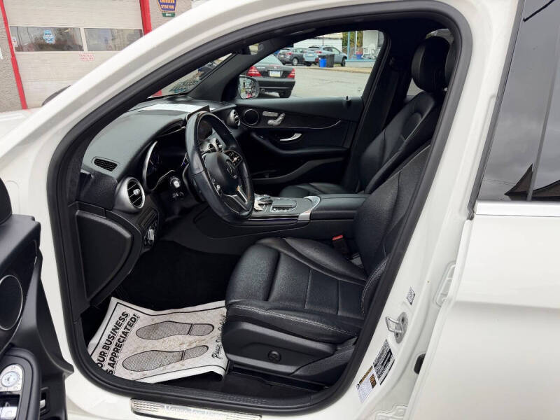 2022 Mercedes-Benz GLC GLC 300 4MATIC