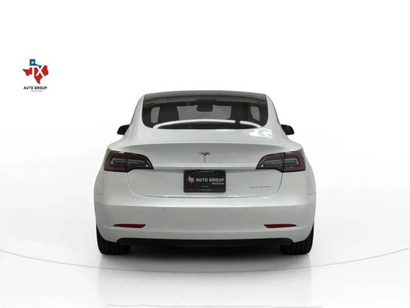 2022 Tesla Model 3 Long Range