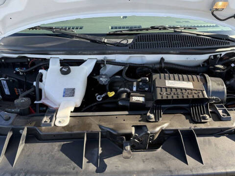 2017 Chevrolet Express LS 2500