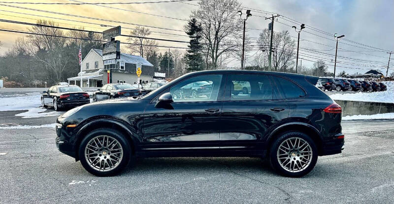 2017 Porsche Cayenne Platinum Edition