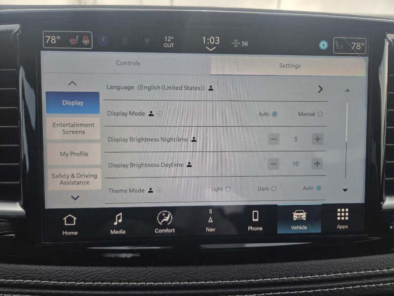 2026 Chrysler Pacifica Select