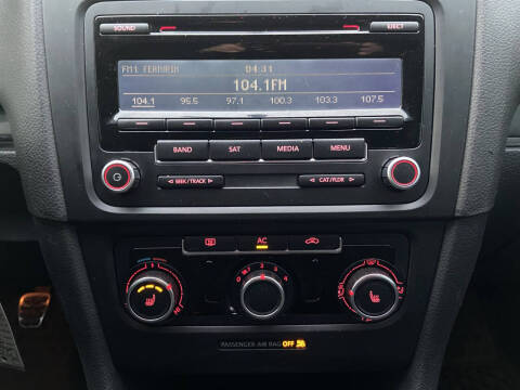 2012 Volkswagen GTI Base PZEV