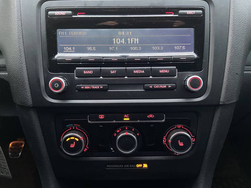 2012 Volkswagen GTI Base PZEV