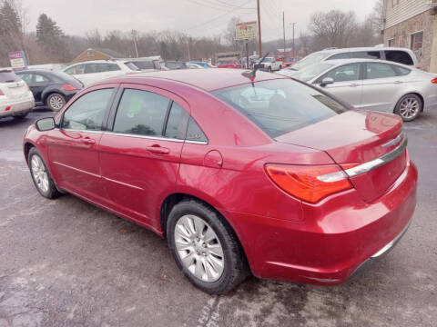 2014 Chrysler 200 LX