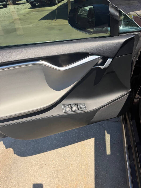 2014 Tesla Model S 85