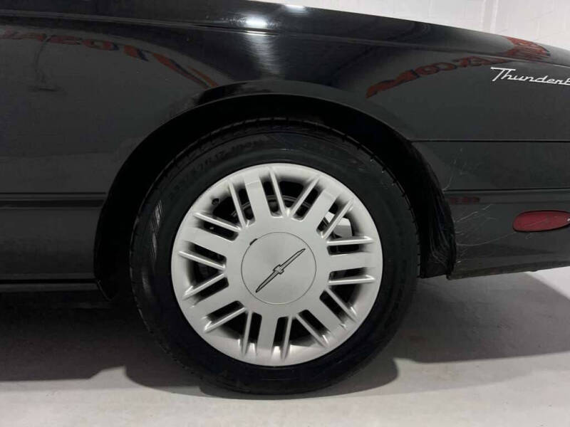2003 Ford Thunderbird