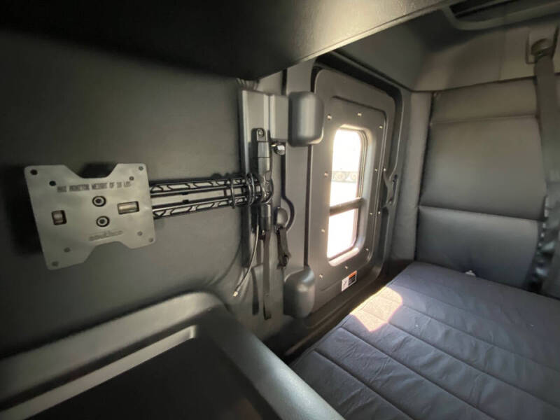 2026 Freightliner Cascadia