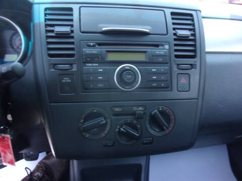 2008 Nissan Versa 1.8 S