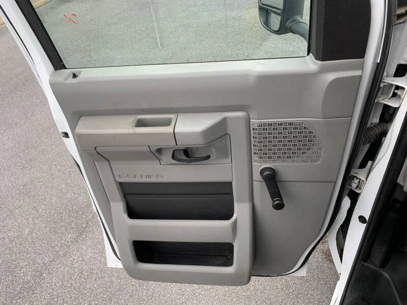 2019 Ford E-Series