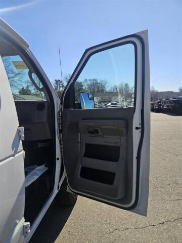 2012 Ford E-Series E-250
