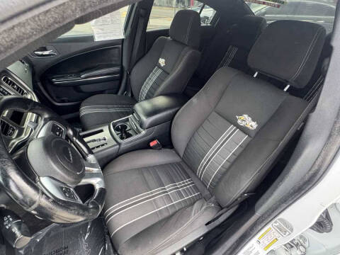 2013 Dodge Charger SRT8 Super Bee