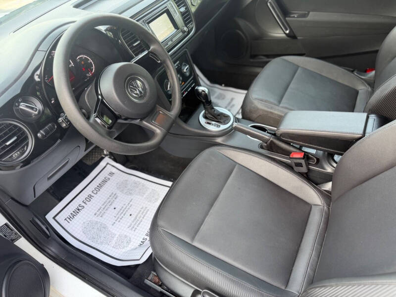 2016 Volkswagen Beetle 1.8T Classic PZEV