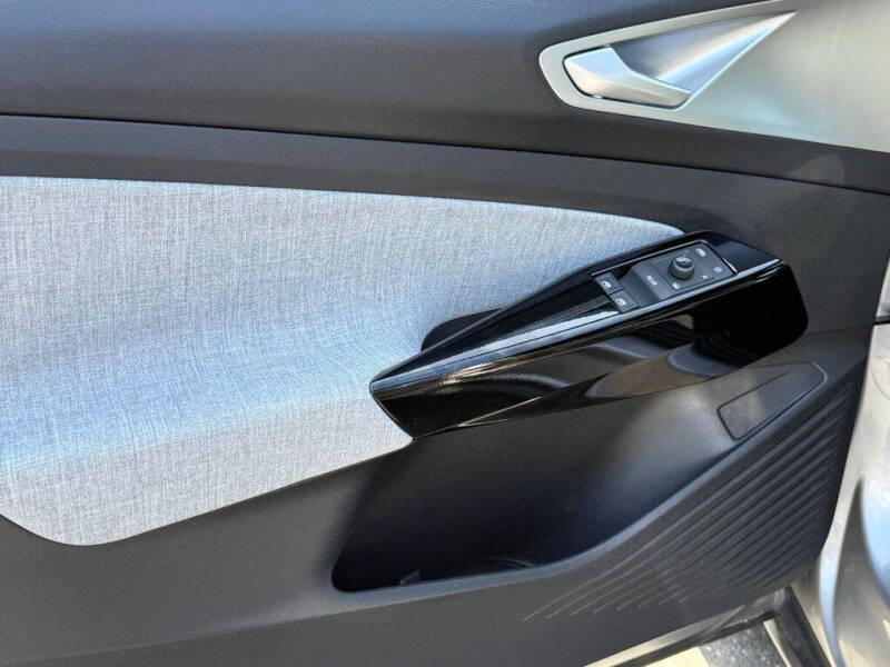 2026 Volkswagen ID.4 Pro