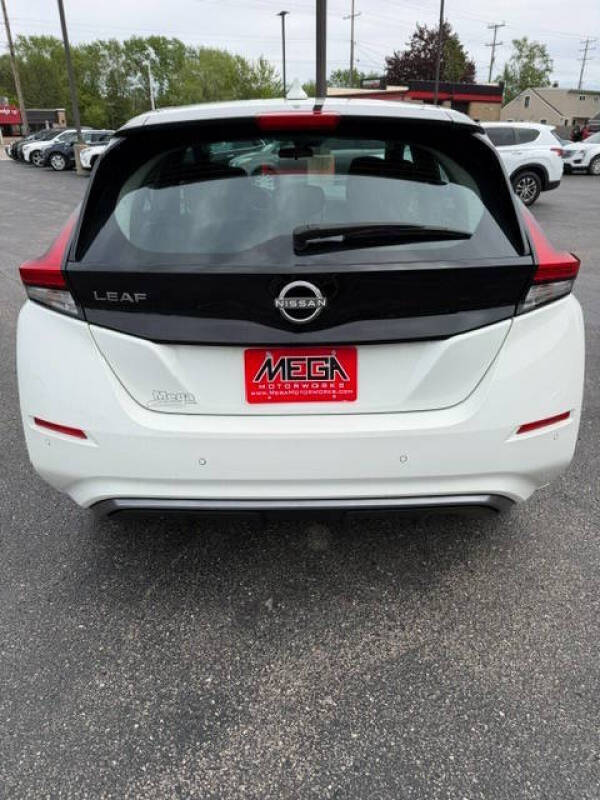 2023 Nissan LEAF S