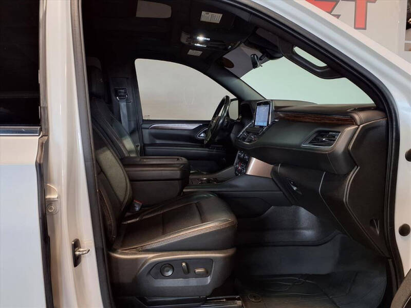 2021 Chevrolet Suburban High Country