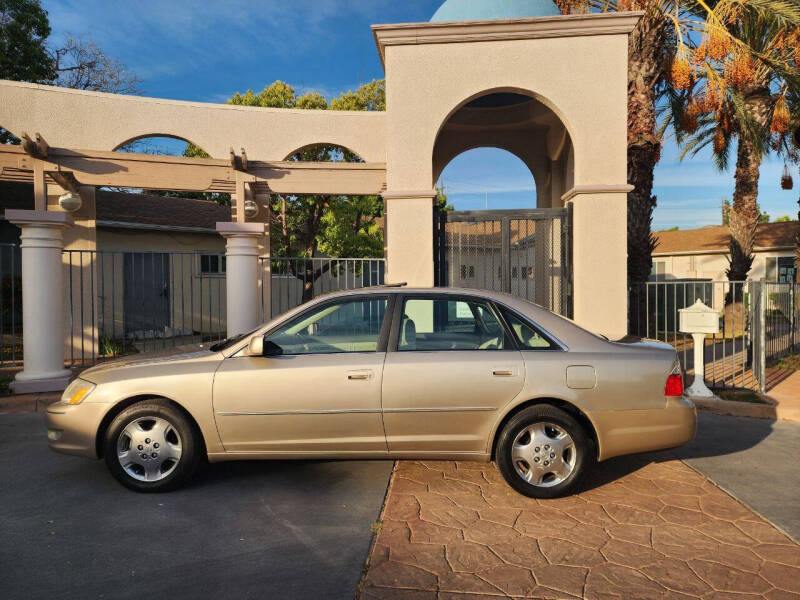 2003 Toyota Avalon XLS