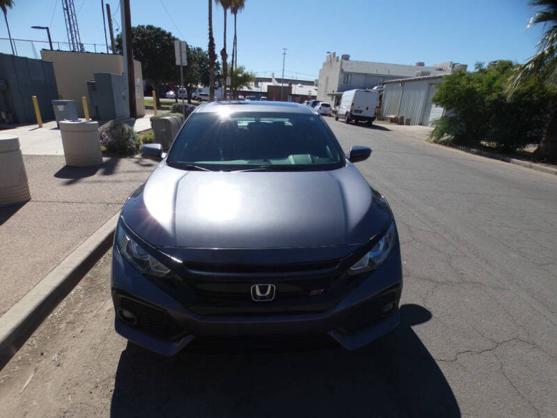 2019 Honda Civic Si photo 2