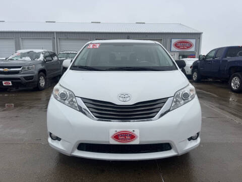 2013 Toyota Sienna XLE 7-Passenger