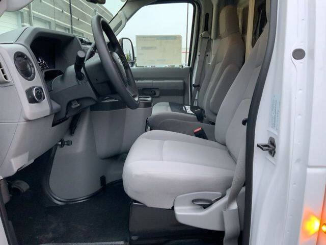 2025 Ford E-Series