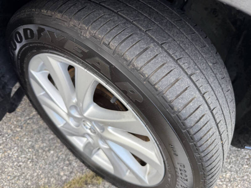 2012 Mazda MAZDA5 Sport