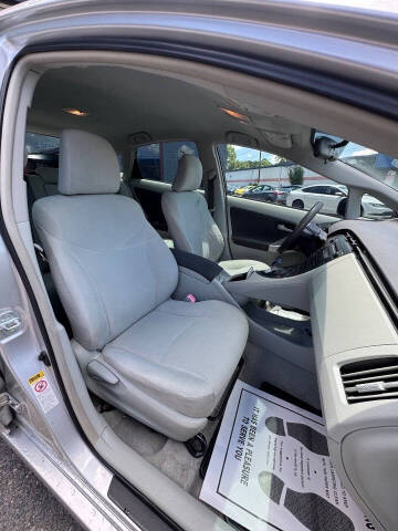 2010 Toyota Prius II