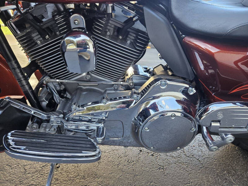 2010 Harley-Davidson Flhtcuse5