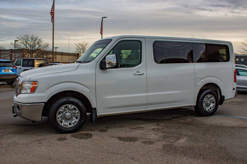 2019 Nissan NV 3500 HD SL