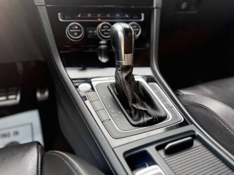 2015 Volkswagen Golf R 4Motion