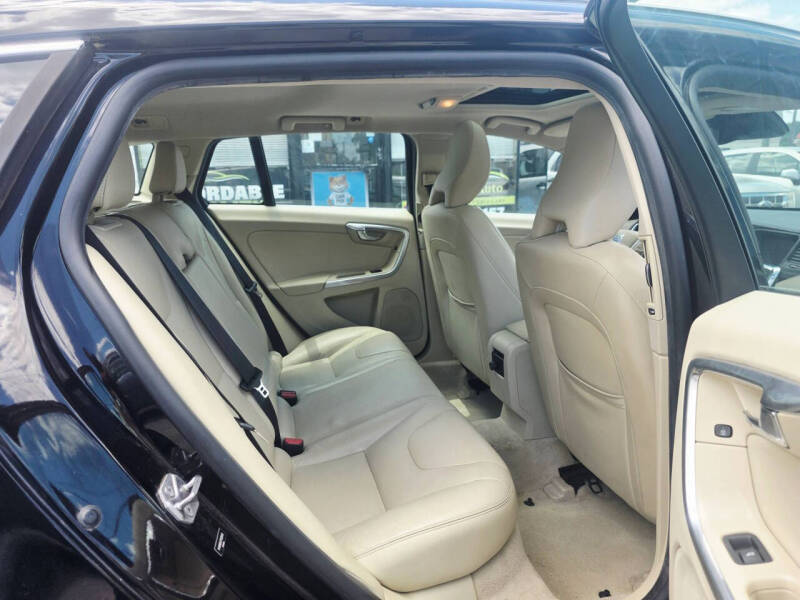 2015 Volvo V60 T5 Drive-E Premier