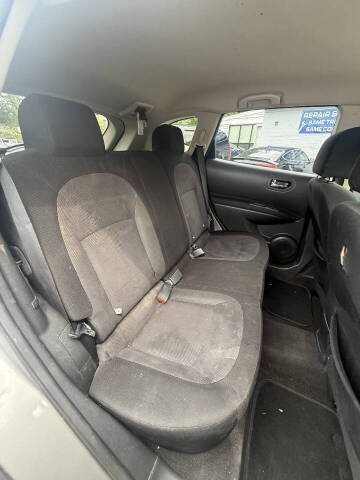 2012 Nissan Rogue S