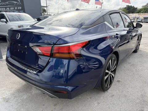 2021 Nissan Altima 2.5 SR