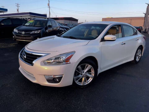 2013 Nissan Altima for sale at Fine Auto Sales in Cudahy WI