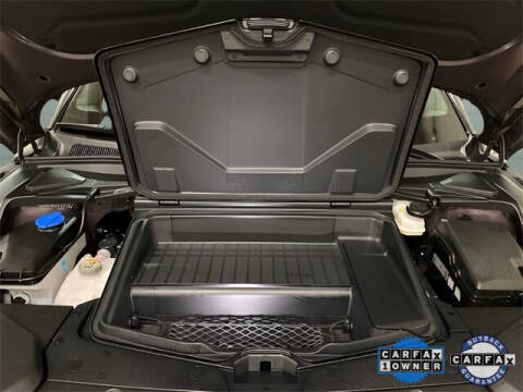 2024 Genesis GV60 Standard