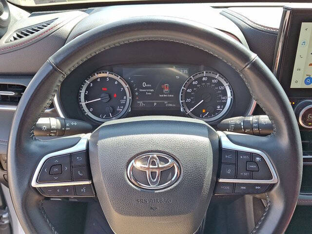 2023 Toyota Highlander XSE