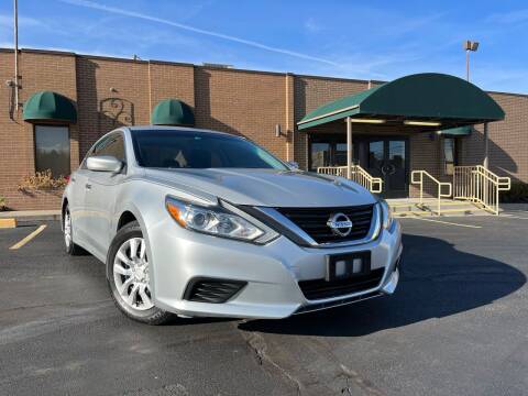 2016 Nissan Altima for sale at Modern Auto in Denver CO