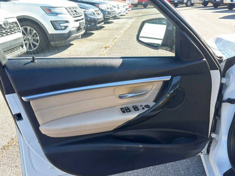 2018 BMW 3 Series 330i