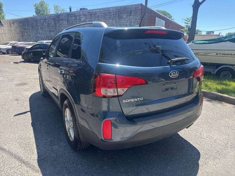 2014 Kia Sorento LX