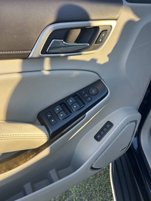 2017 GMC Yukon XL Denali