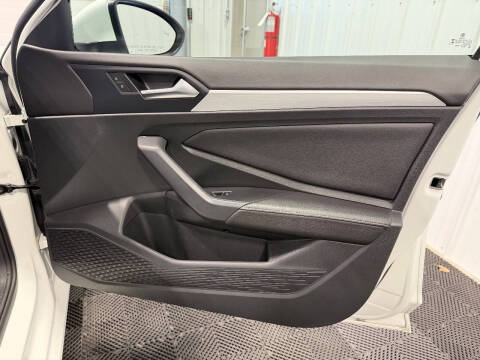 2025 Volkswagen Jetta S