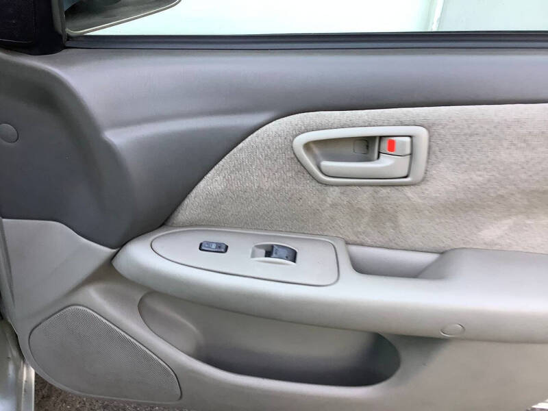 2001 Toyota Camry LE