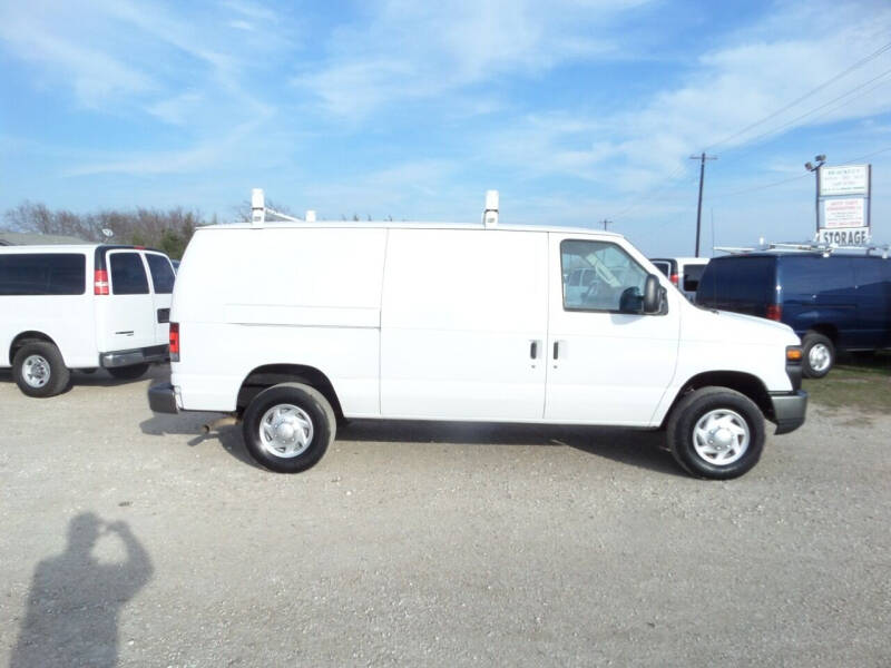 2010 Ford E-Series Cargo for sale at AUTO FLEET REMARKETING, INC. in Van Alstyne TX